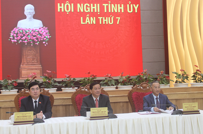 Bế mạc Hội nghị Tỉnh ủy lần thứ 7