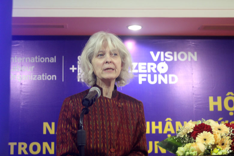 Bà Ingrid Christensen - Giám đốc Văn phòng ILO Việt Nam, phát biểu tại hội thảo