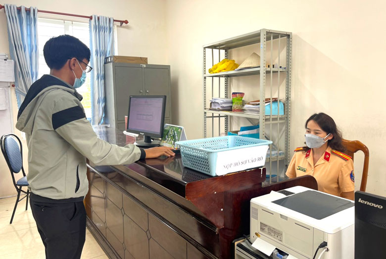 Bảo Lộc: 11 điểm cấp biển số xe ô tô và xe gắn máy chính thức hoạt động từ ngày 21/5