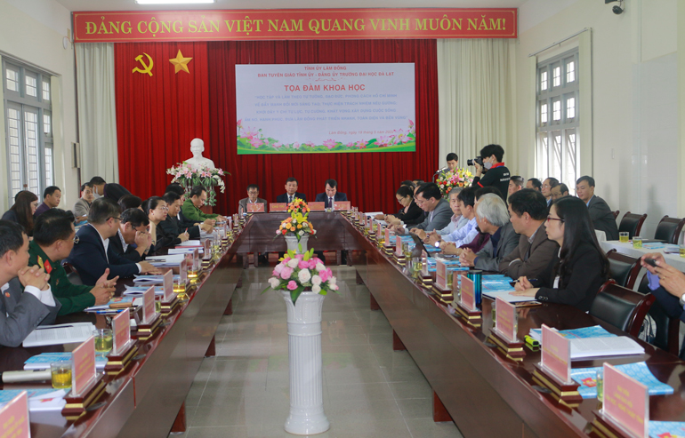 Toạ đàm khoa học Học tập và làm theo tư tưởng, đạo đức, phong cách Hồ Chí Minh