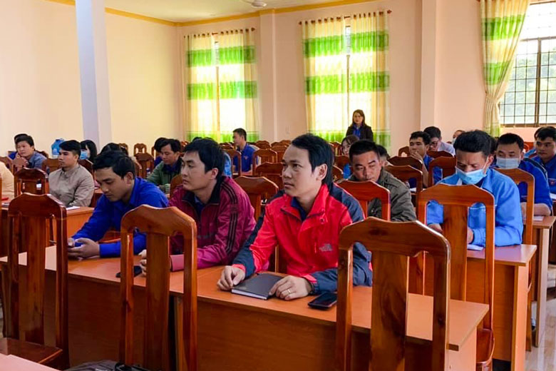 Di Linh: Phát huy vai trò lãnh đạo của Đảng trong phát triển nguồn nhân lực