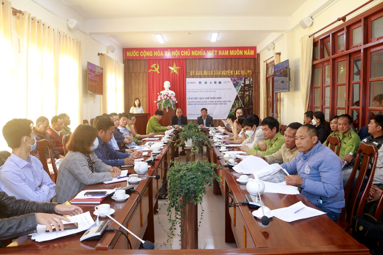 Các đại biểu tham dự lễ ký kết
