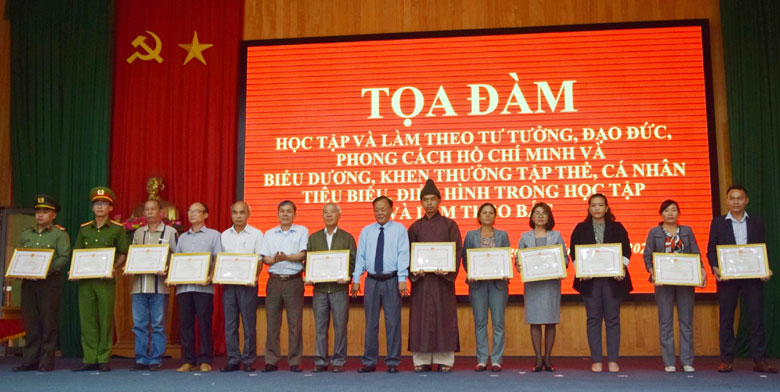 Tọa đàm về học tập và làm theo tư tưởng, đạo đức, phong cách Hồ Chí Minh