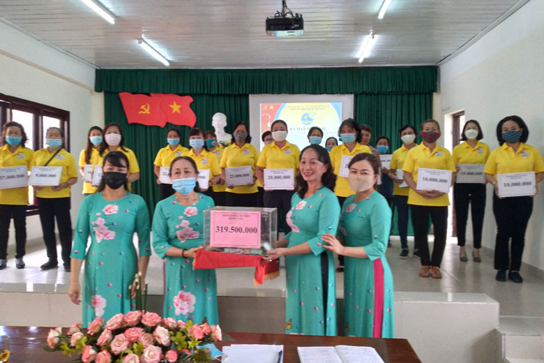 Ra mắt mô hình Tiết kiệm hỗ trợ phụ nữ phát triển kinh tế và khởi nghiệp