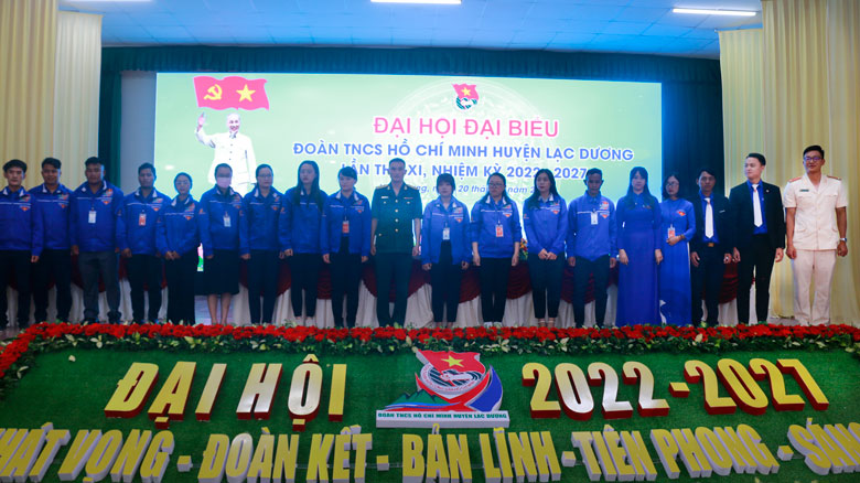 Ban Chấp hành Huyện Đoàn Lạc Dương khóa XI, nhiệm kỳ 2022 - 2027 ra mắt Đại hội