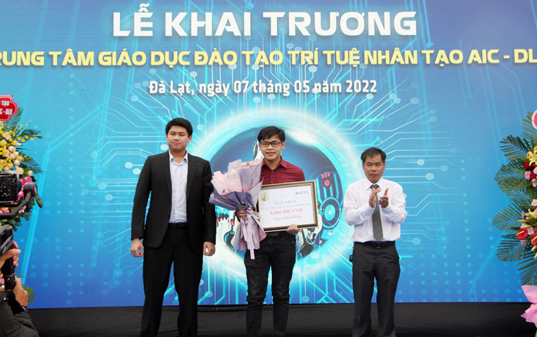 Sinh viên Đà Lạt xuất sắc ngành Công nghệ thông tin