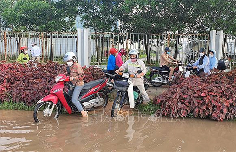 Thời tiết ngày 26/5: Bắc Bộ mưa dông quay trở lại, vùng núi có nơi mưa rất to