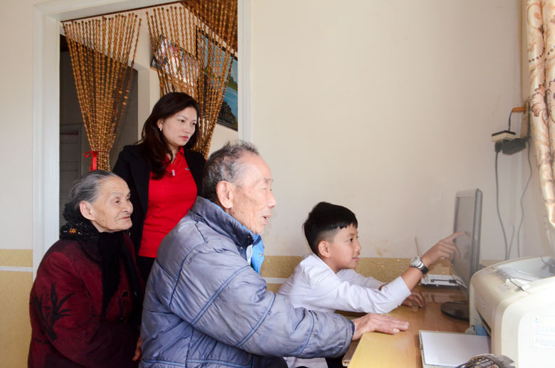 Triển khai thực hiện Bộ tiêu chí ứng xử trong gia đình