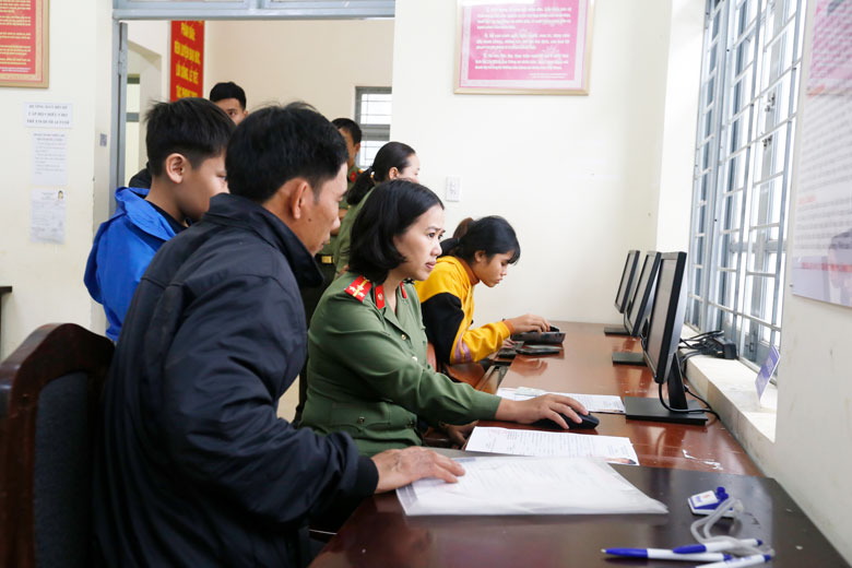 Cấp hộ chiếu phổ thông mẫu mới từ ngày 1/7