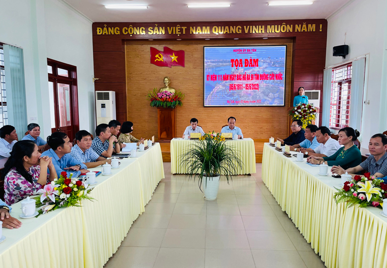 Đạ Tẻh tọa đàm kỷ niệm 111 năm Ngày Bác Hồ ra đi tìm đường cứu nước