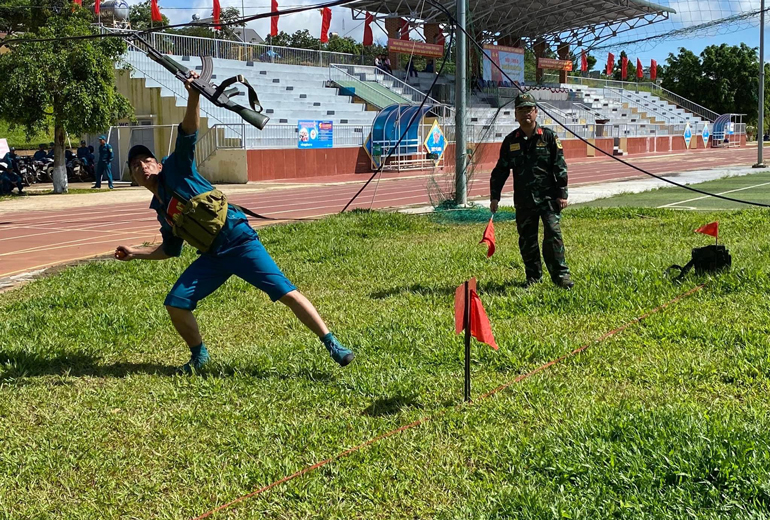 Di Linh: Hoàn thành Hội thao Trung đội Dân quân cơ động năm 2022