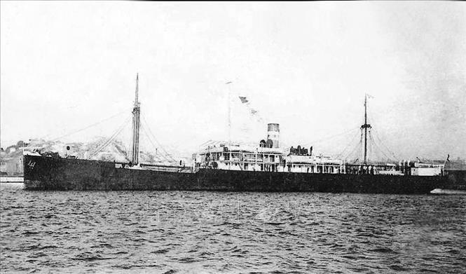  Ngày 5/6/1911, từ bến Nhà Rồng - cảng Sài Gòn, người thanh niên yêu nước Nguyễn Tất Thành rời Tổ quốc, ra đi trên con tàu Đô đốc Latouche-Tréville để thực hiện hoài bão giải phóng nước nhà khỏi ách nô lệ của thực dân, đế quốc. Ảnh: Tư liệu TTXVN