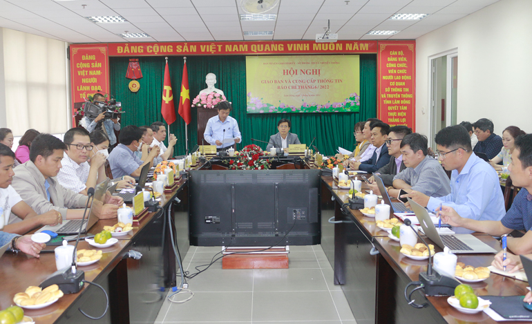 Hội nghị giao ban báo chí tháng 6/2022
