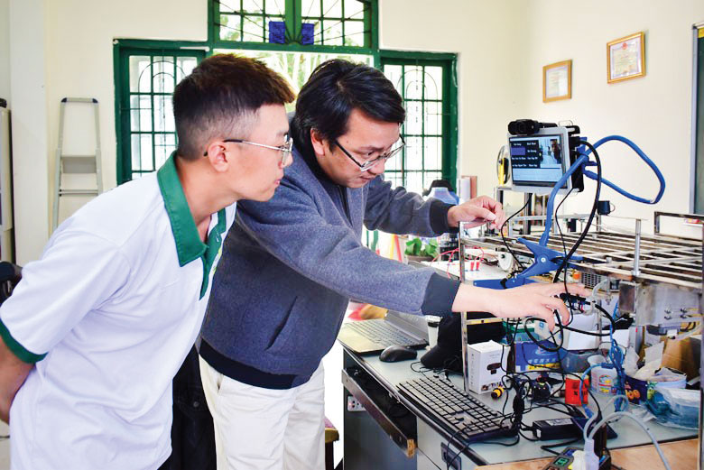 Nghiên cứu khoa học, ứng dụng công nghệ nâng cao chất lượng đào tạo nghề
