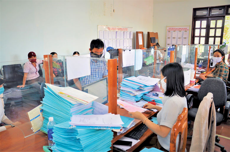 Tăng cường sự lãnh đạo của Đảng trong cải cách hành chính