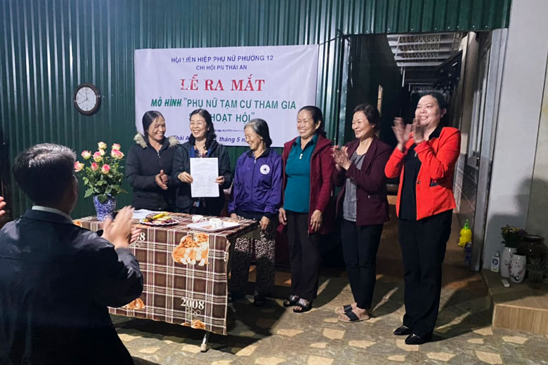 Để phụ nữ tạm cư được tham gia sinh hoạt Hội