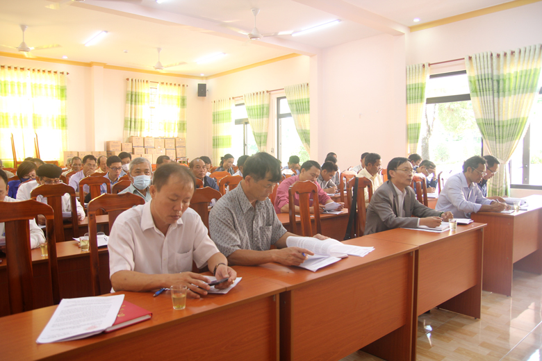 Các đại biểu tham dự hội nghị