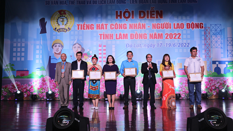 Bế mạc Hội diễn Tiếng hát công nhân, người lao động tỉnh Lâm Đồng