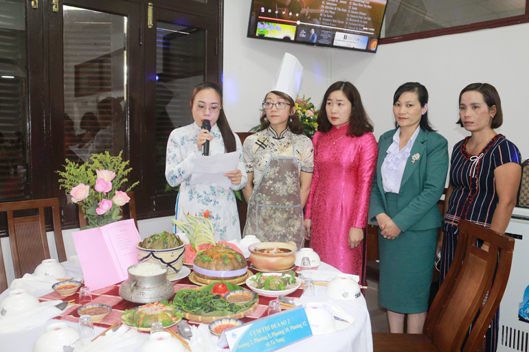 Hội thi nấu ăn &quot;Mâm cơm gia đình, ấm áp yêu thương&quot;