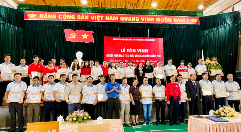 Vẻ đẹp nhân ái