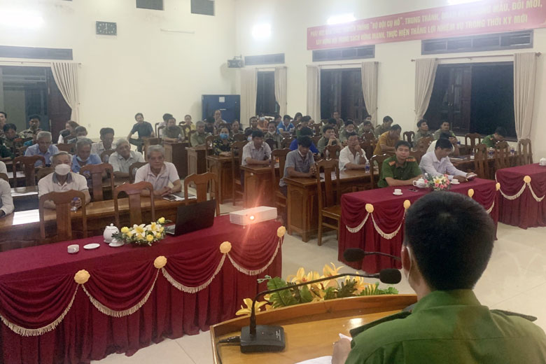 Tuyên truyền đề án phát triển dữ liệu dân cư, định danh và xác thực điện tử phục vụ chuyển đổi số quốc gia