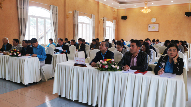 Liên đoàn Lao động tỉnh tổ chức hội nghị Ban Chấp hành mở rộng lần thứ 13