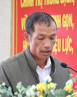 Ông Ya Biêng Tổ trưởng Tổ Tiết kiệm và Vay vốn thôn Chơ Rung, xã Đa Quyn