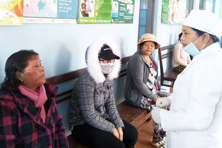 Tư vấn sức khỏe cho phụ nữ Đạ Sar, Lạc Dương
