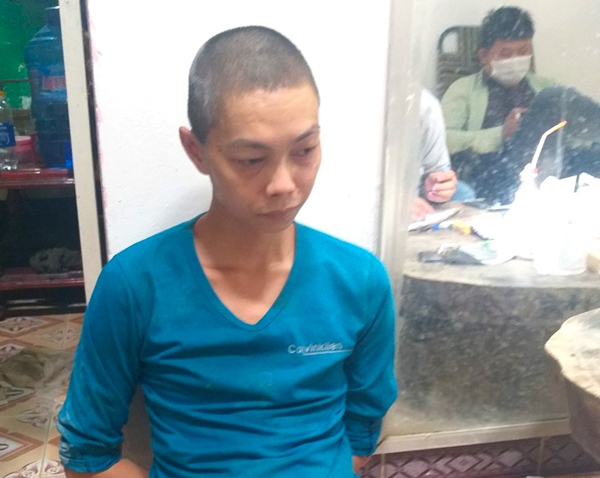 Đạ Huoai: Bắt quả tang nam thanh niên tàng trữ trái phép chất ma túy