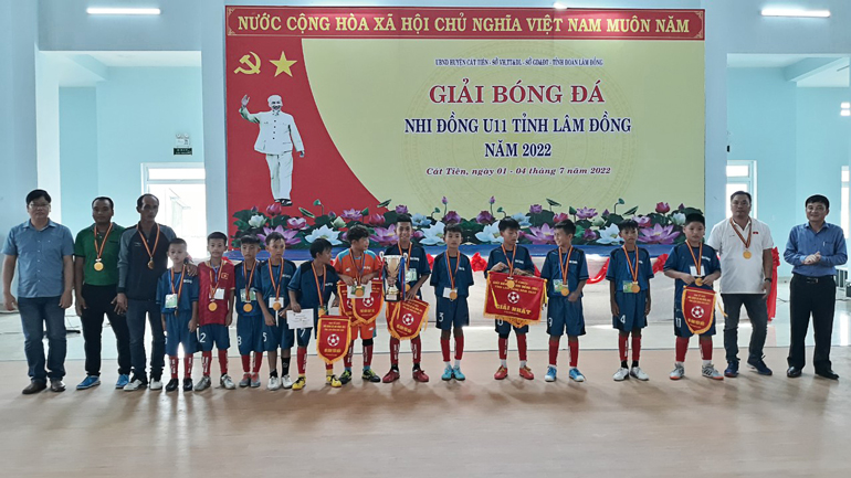 Đơn Dương giành chức vô dịch Giải Bóng đá mini U11 tỉnh Lâm Đồng năm 2022