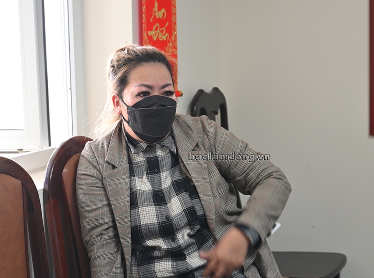 Đối Lê Thị Bạch Tuyết tại cơ quan Công an