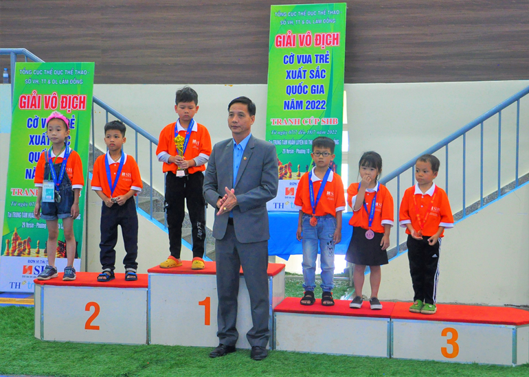 Trao giải cho các VĐV