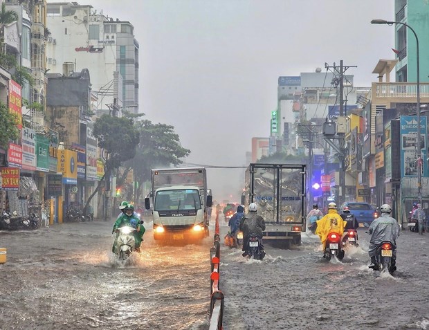 Ba miền của cả nước đều có mưa rào và dông trong ngày và đêm 21/7