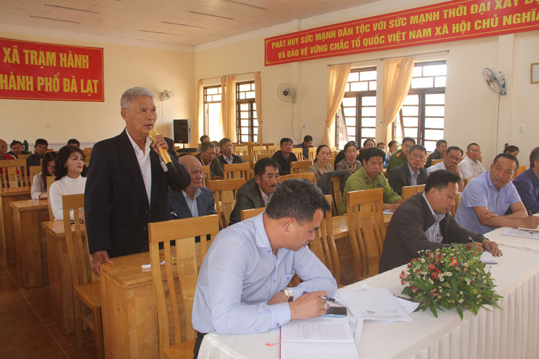 Cử tri đề đạt ý kiến, kiến nghị đến các đại biểu HĐND tỉnh và thành phố Đà Lạt
