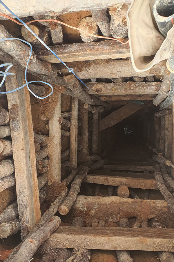 Giếng khai thác quặng thiếc trái phép tại Tiểu khu 144A