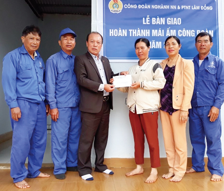 Nơi gắn kết doanh nghiệp với người lao động