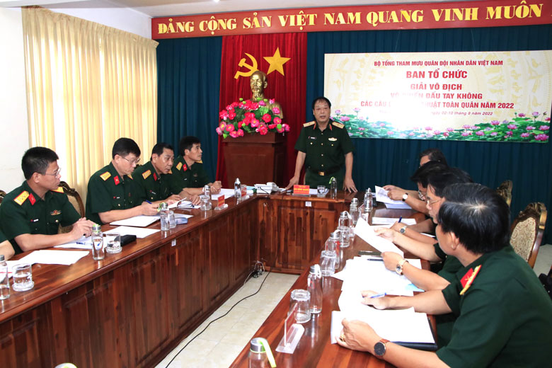 448 vận động viên tham dự Giải Vô địch võ chiến đấu tay không các câu lạc bộ võ thuật toàn quân