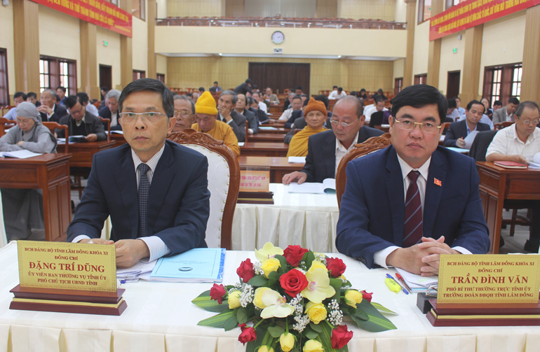 Các đại biểu tham dự hội nghị