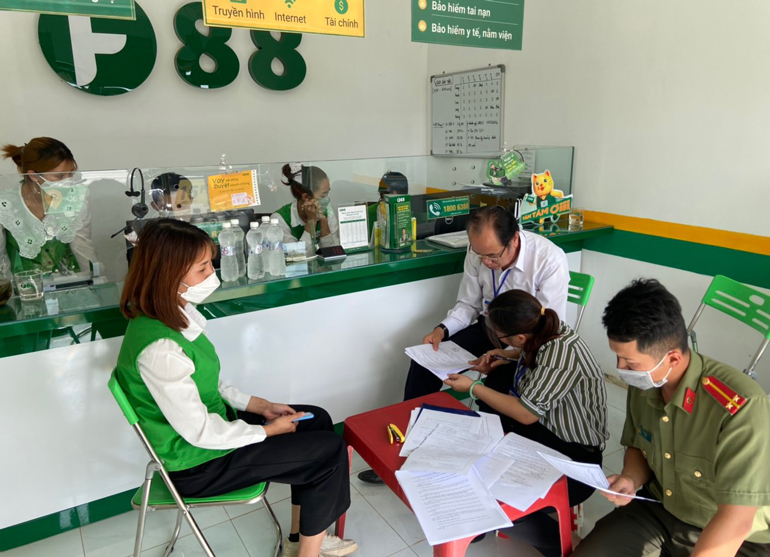 Di Linh: Xử phạt hành chính công ty vi phạm trong lĩnh vực quảng cáo