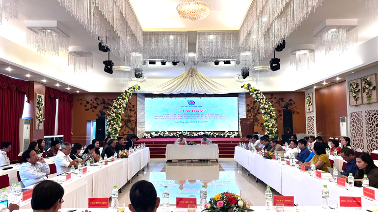 Nâng cao chất lượng công tác bảo vệ nền tảng tư tưởng của Đảng trên báo địa phương