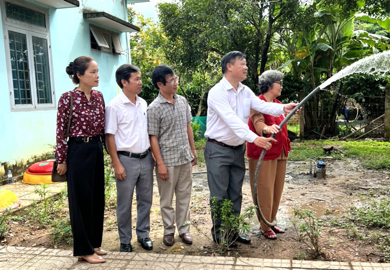 Hội Khuyến học tỉnh Lâm Đồng trao tặng giếng khoan cho 2 trường học tại Đạ Tẻh và Di Linh