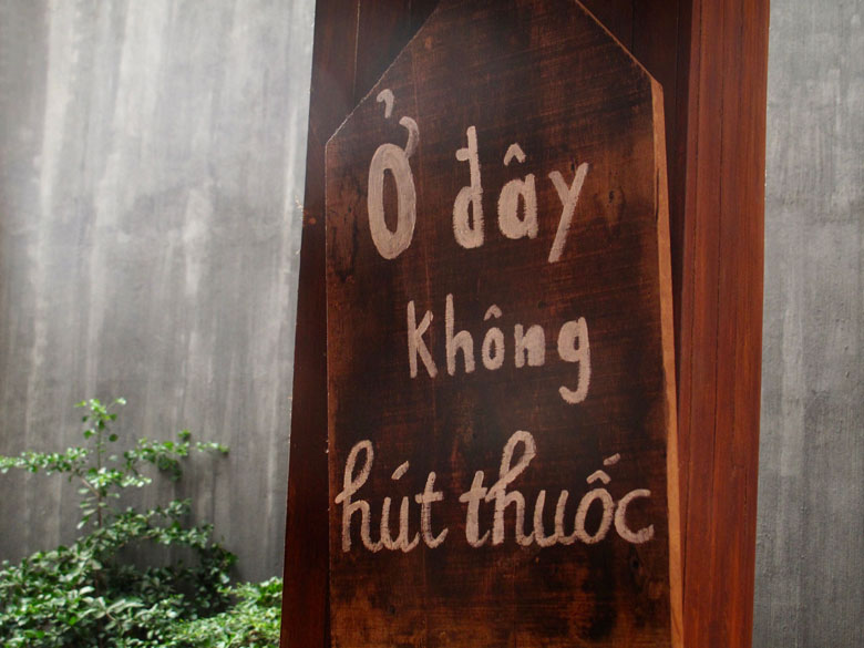 Xây dựng môi trường không khói thuốc lá