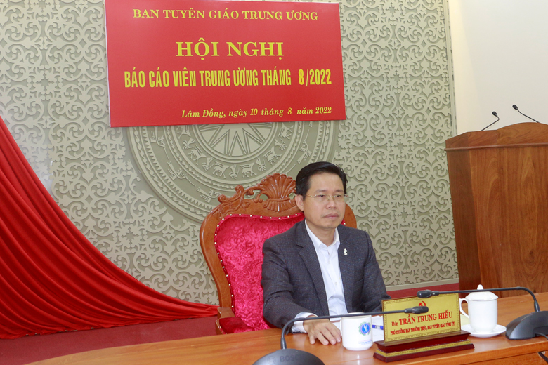 Hội nghị Báo cáo viên Trung ương tháng 8/2022