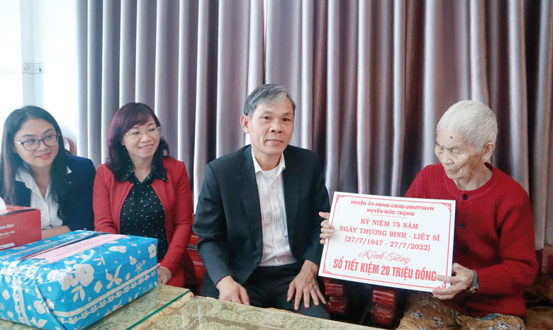 Chăm lo người có công bằng những việc làm thiết thực