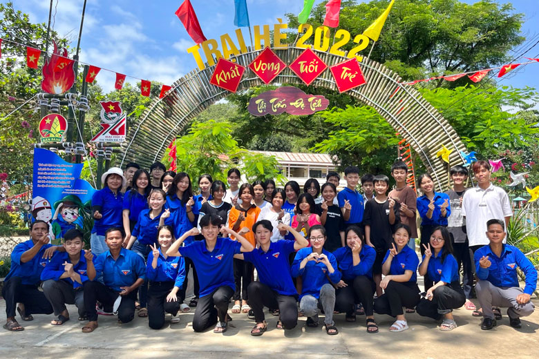 Trải nghiệm mùa hè bổ ích cho học sinh vùng xa