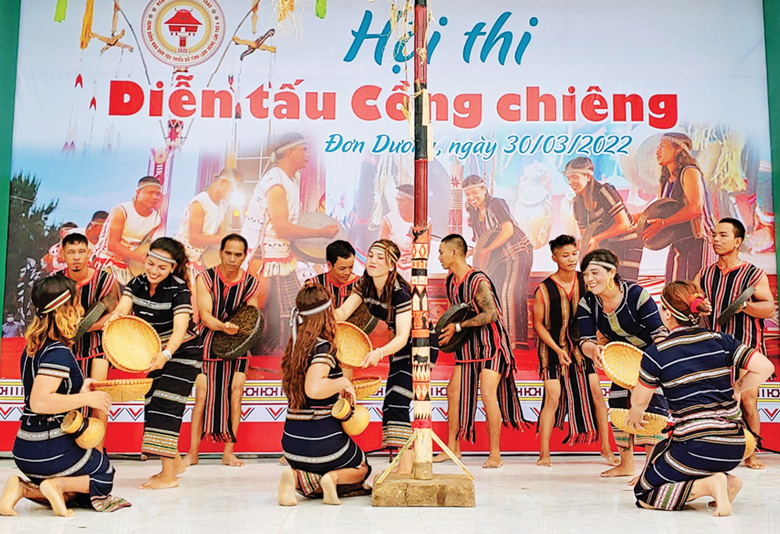 Đẩy mạnh đầu tư phát triển văn hóa vùng đồng bào dân tộc thiểu số