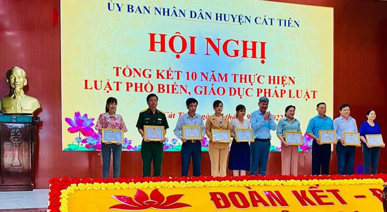 Cát Tiên: Tổng kết 10 năm thực hiện Luật Phổ biến, giáo dục pháp luật
