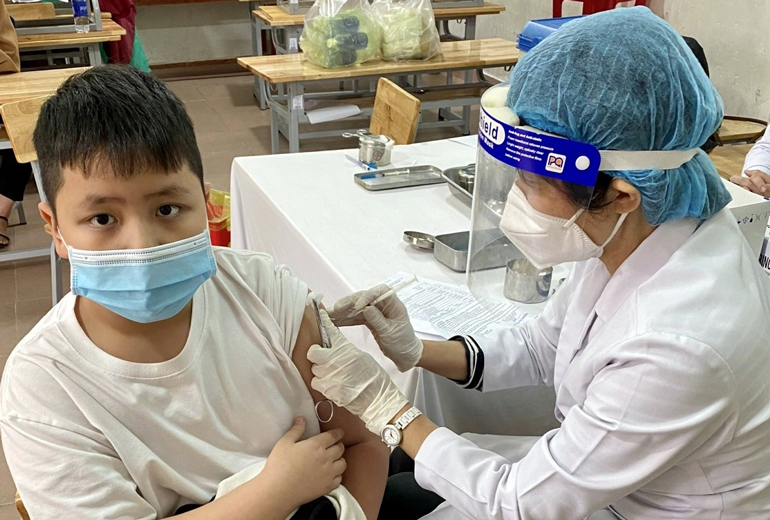 Điều chuyển vắc xin phòng Covid-19 để tránh hủy bỏ