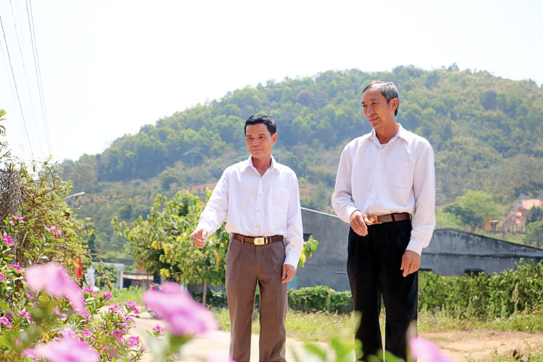 Người dân Liên Hương đồng lòng xây dựng nông thôn mới
