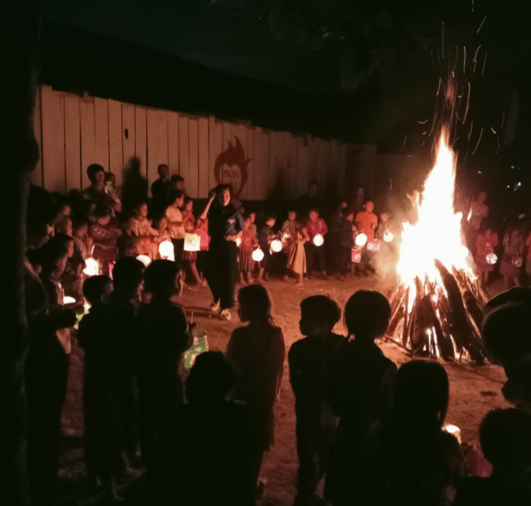 Mang Trung thu ấm áp đến với trẻ em người Mông vùng đặc biệt khó khăn